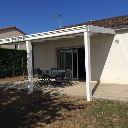 Maison D'Hotes Saint-Julien-l'Ars Экстерьер фото